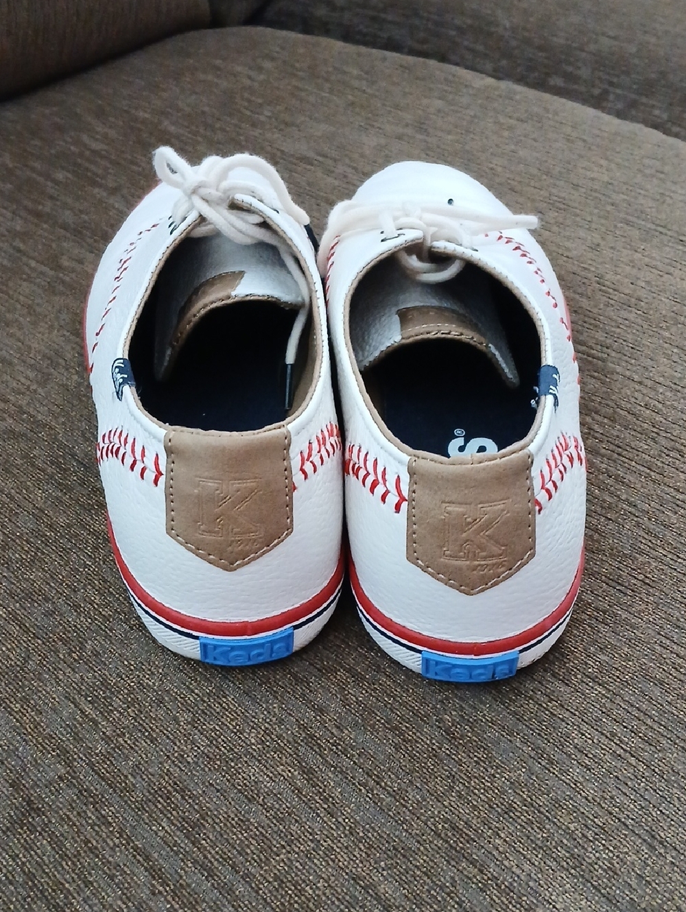 Keds Wkite Leather Baseball Sneakers - Picture 3 of 5